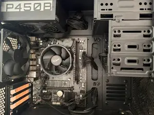 Ryzen 3 3200G| Vega 8 Graphics Desktop PC