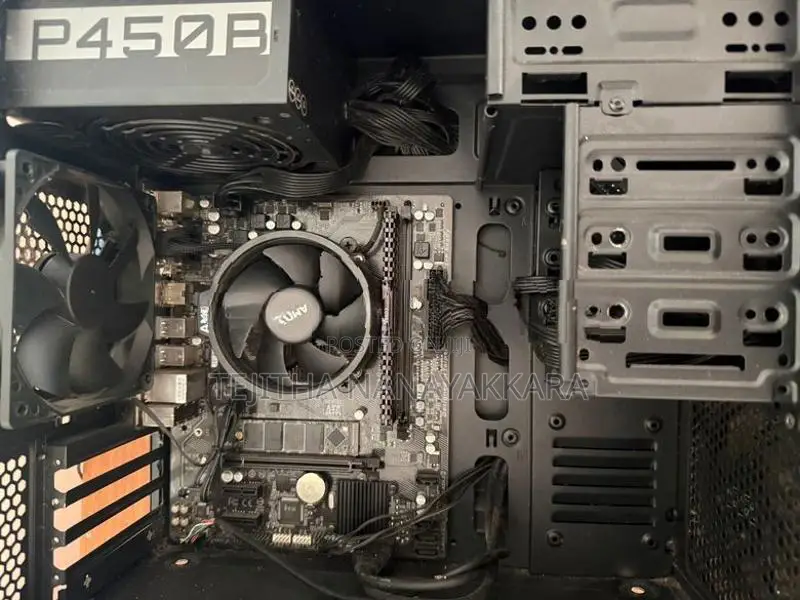 Ryzen 3 3200G| Vega 8 Graphics Desktop PC