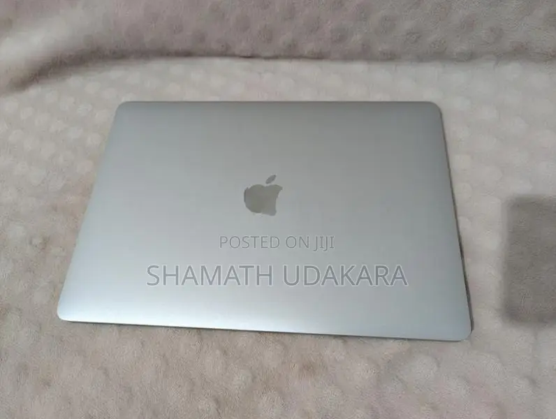 Apple MacBook Pro i7 16GB 512GB