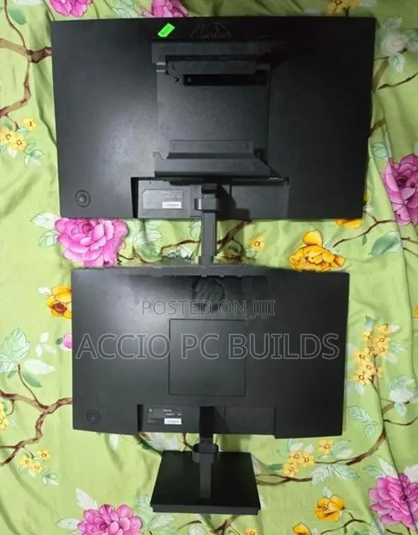 HP Pro Mini 400 G9 PC + 21.5" FHD Monitors