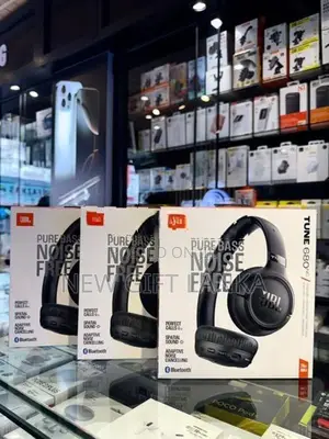 JBL Tune 680NC Headphone