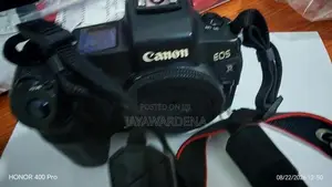 Canon EOS R Camera