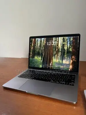 Apple MacBook Pro 13 M1