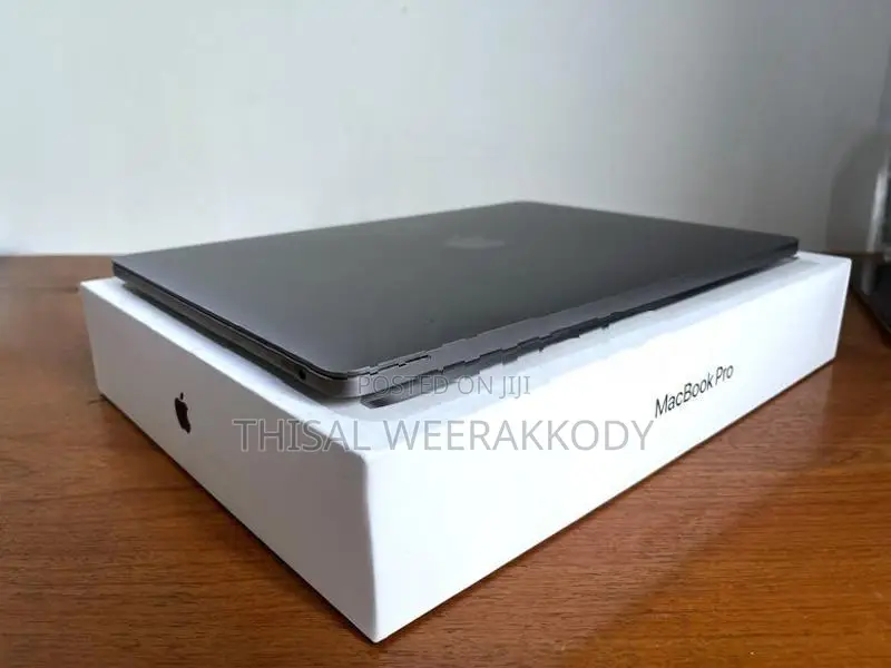 Apple MacBook Pro 13 M1