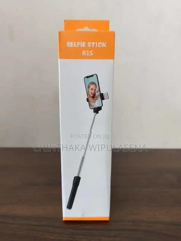 r1s Selfie Stick