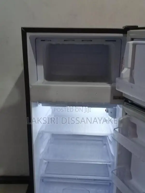 Sisil Refrigerator