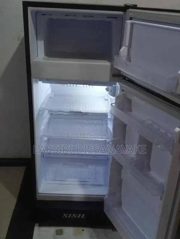 Sisil Refrigerator