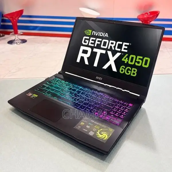 MSI Bravo Ryzen 7 RTX 4050 Gaming +16GB |512GB Laptop