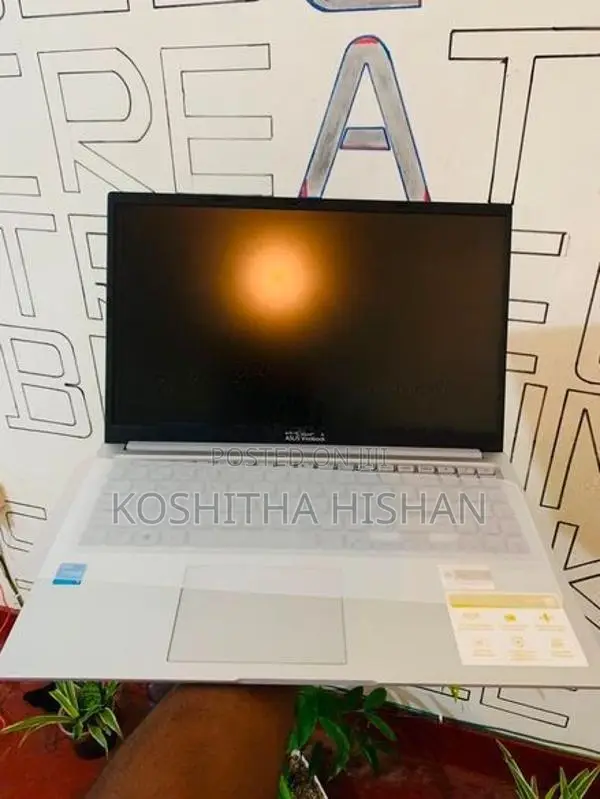 Asus Vivobook15 Laptop