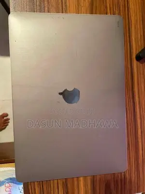 Apple MacBook Pro 13-inch (2017)