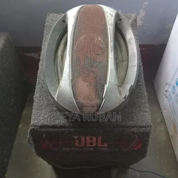 இர்ண்டு JBL Box விற்பனைக்கு