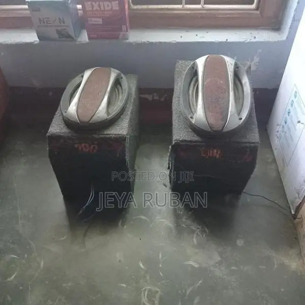 இர்ண்டு JBL Box விற்பனைக்கு