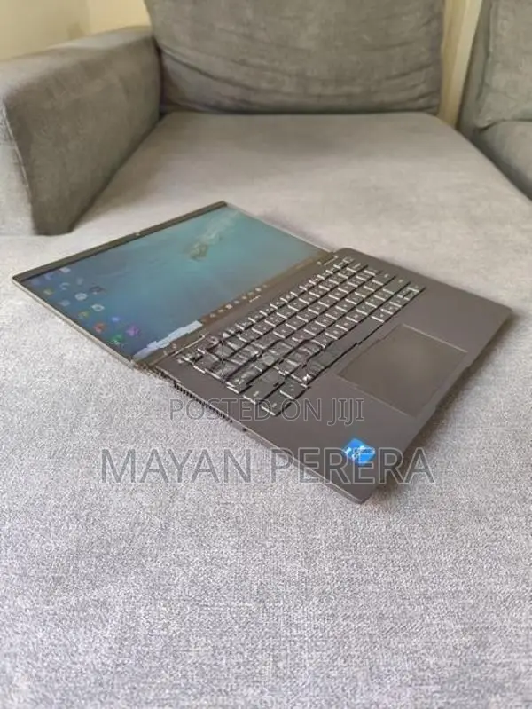 DELL Latitude 7420 - i7 11th Gen