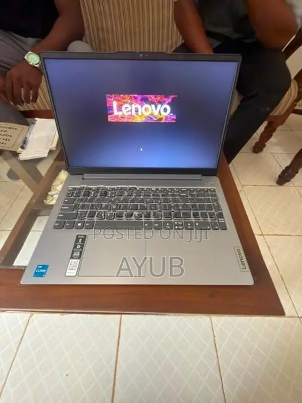The Lenovo IdeaPad Slim 3 (15-Inch, Intel 12th Gen) 512 Ssd 8gb Ram