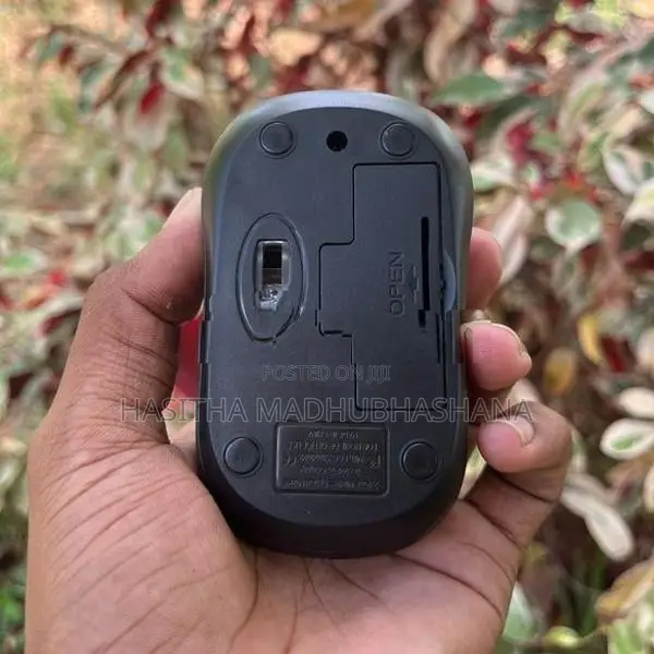 Logitech M185 New Wireless Mouse