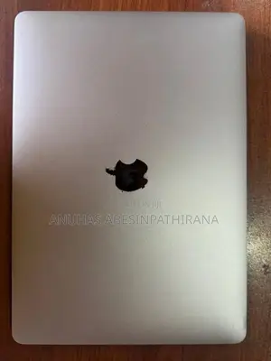 MacBook Pro 13-Inch (M1)