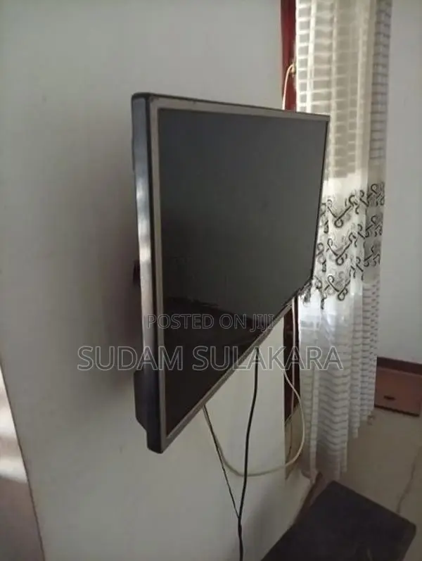LG LED TV 32"