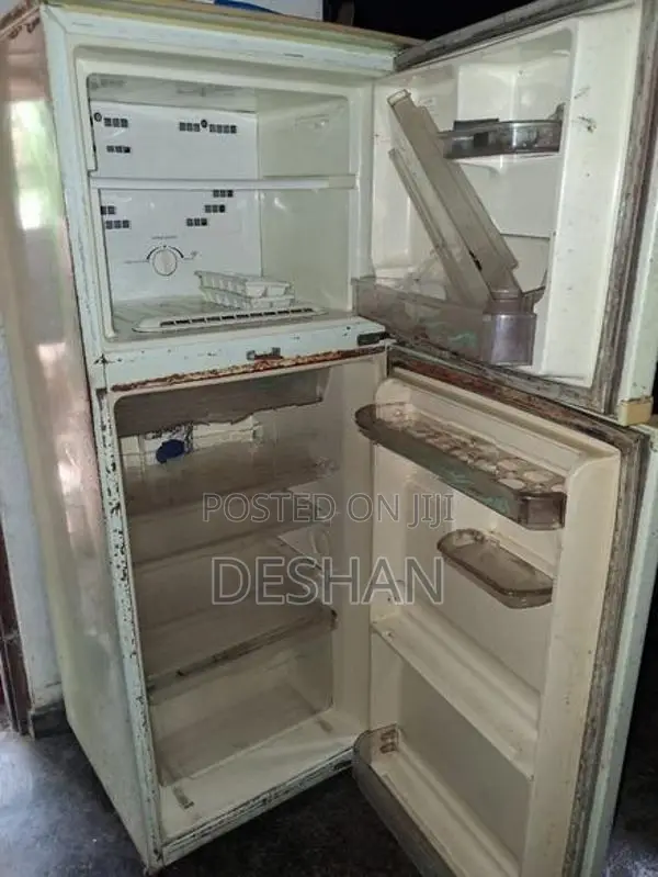 Sisil Refrigerator