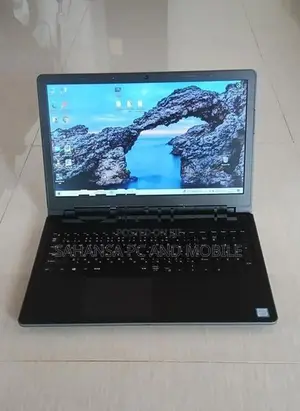 Dell i3 2.50Ghz 08th Gen 08GB/256GB Laptop