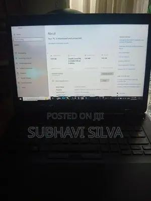 Dell Laptop 1tb Ssd, 8gb Ram, 520 HD Intel Graphics, Core i5 6th Gen