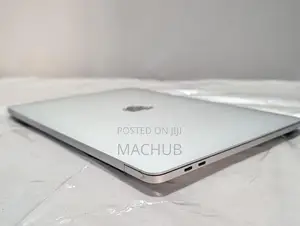 Apple MacBook Pro M2 08/512GB