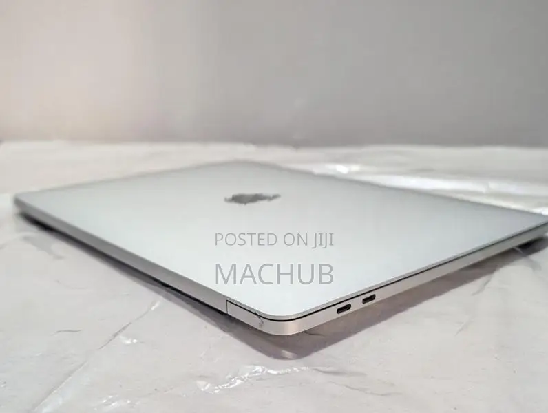 Apple MacBook Pro M2 08/512GB