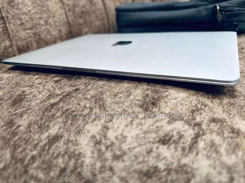 Apple MacBook Air M1 Chip 8GB RAM 256GB SSD