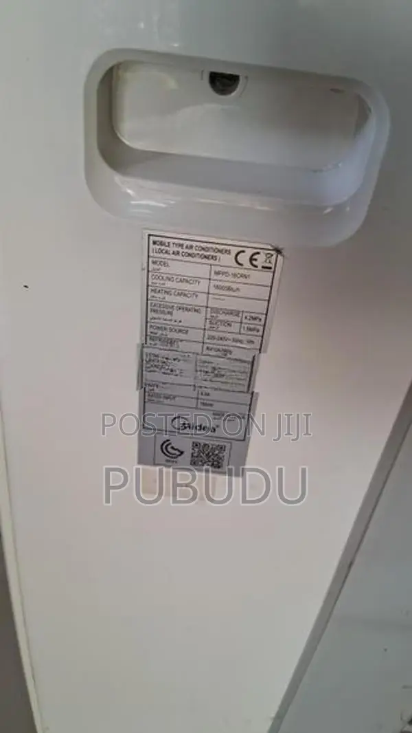 Midea 160000BTU Portable AC Unit