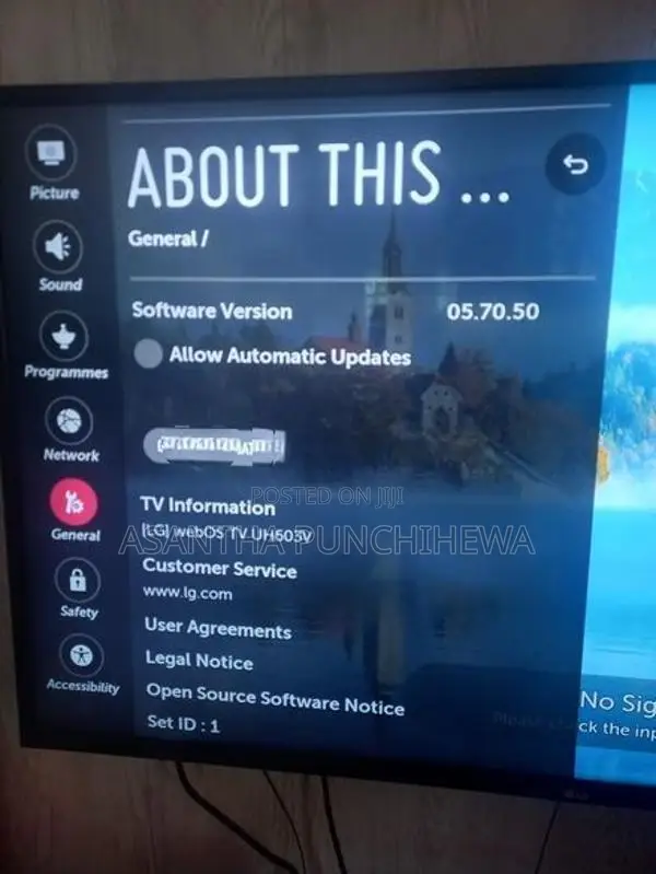 LG Smart Tv In Very Working Conditions.... Picture Colit