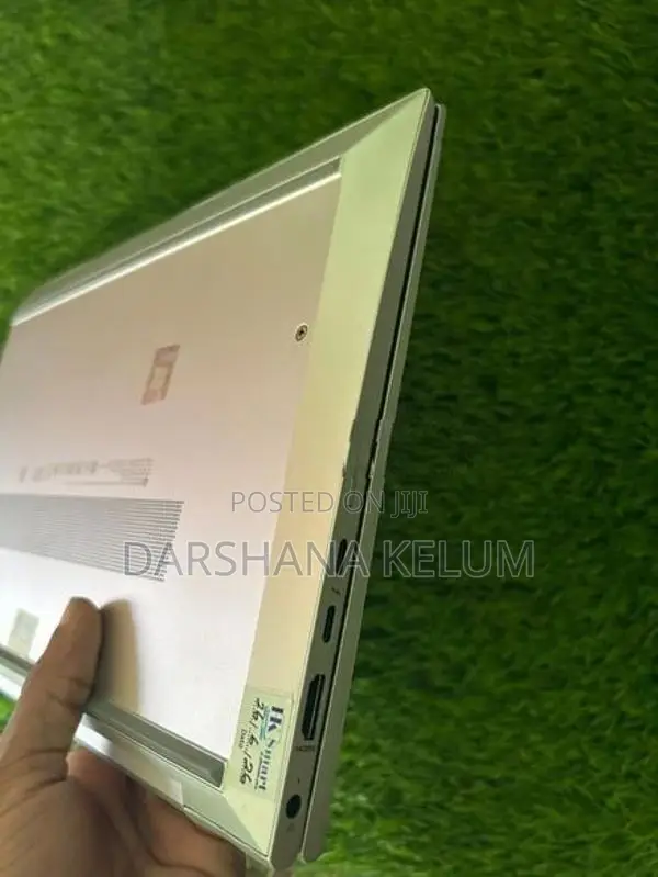 Hp Elitebook 830 G8 i5 8gb ram 256ssd
