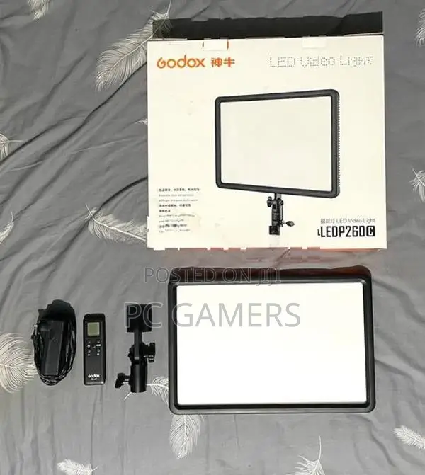 Godox LED Video Light (Godox LEDP260C