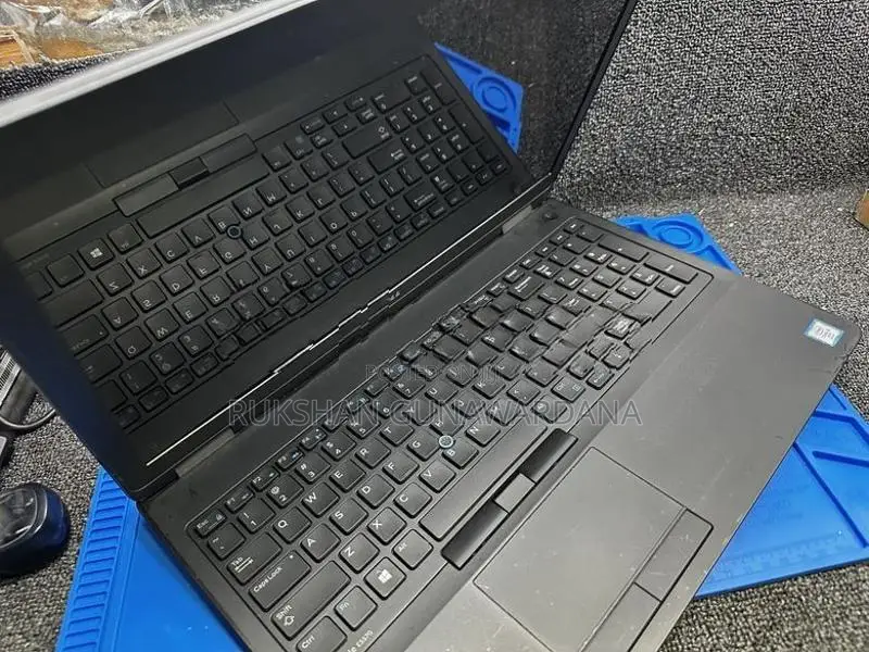 USED DELL LAPTOP