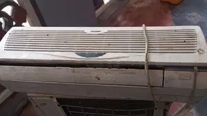 Singer Used Non- Inverter AC