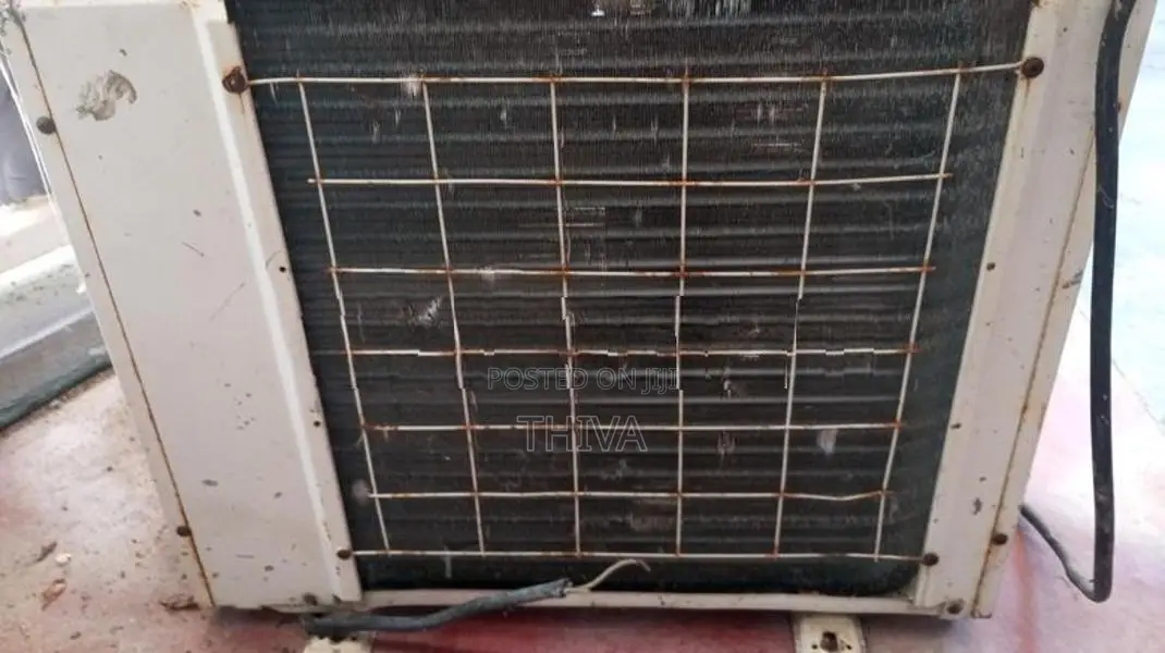 Singer Used Non- Inverter AC