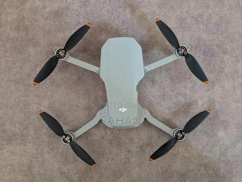 DJI Mini 4K Drone with Hard Case Spare Battery