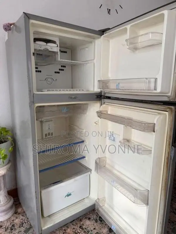 Singer Whirlpool Used Fridge
