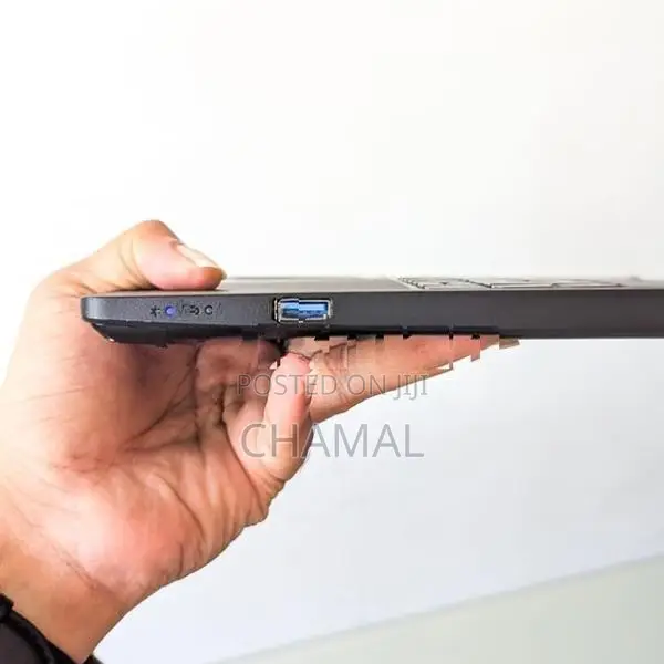 Acer Travelmate P214 Core i5-1135G7 11th Gen 8GB DDR4 256GB NVMe Lapto