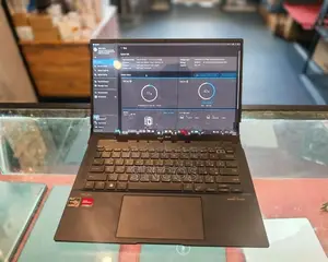 ZenBook 14 OLED Ryzen 7 16GB DDR4 1TB NVME