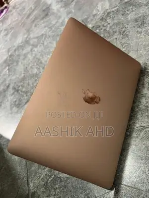 Apple MacBook M1 2020