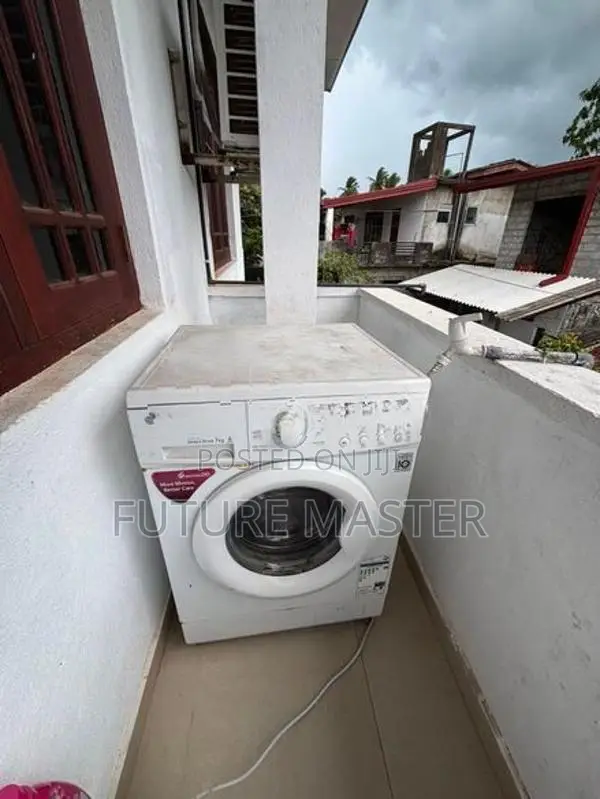 LG 7KG Front Load Washing Machine