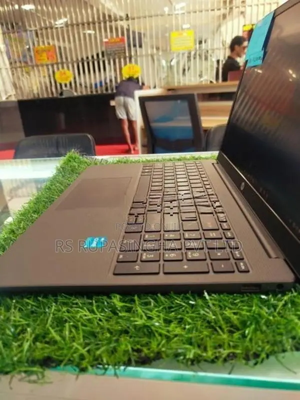 hp i3-13gen laptop