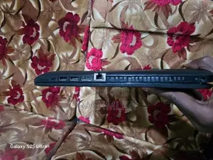 HP Laptop 15s