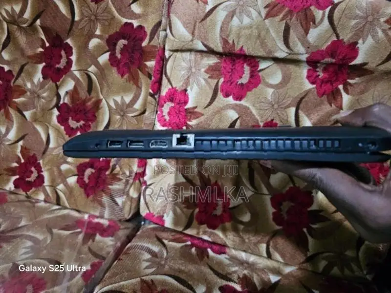 HP Laptop 15s