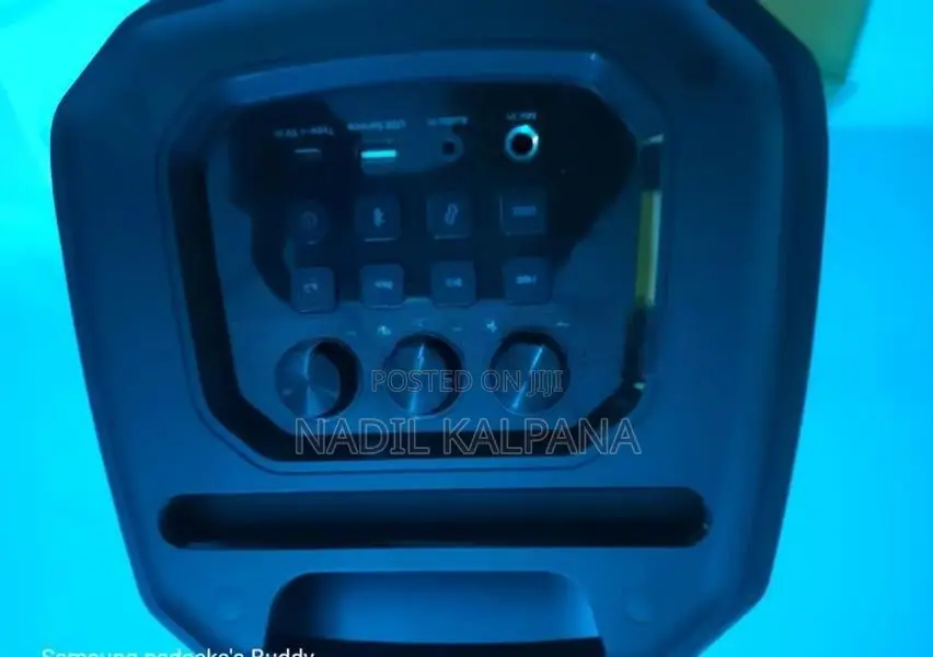 Philips Party Speaker Model TAX2208 2000 Series