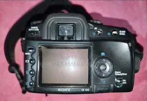 Sony Alpha A100 Camera with Tokina Lens