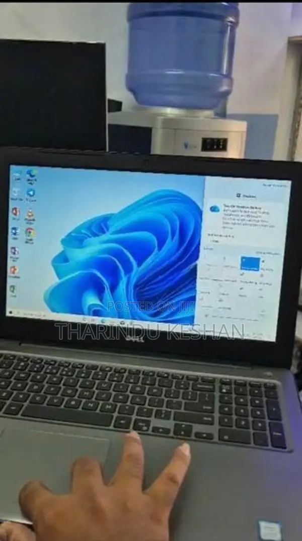 Dell Inspiron 5567 Laptop