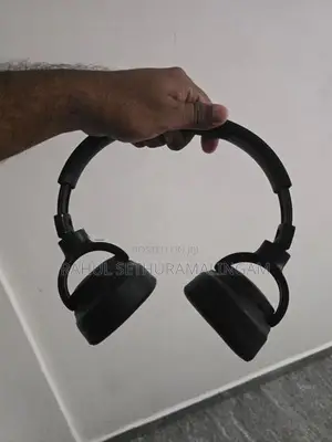 JBL Tune 720 BT
