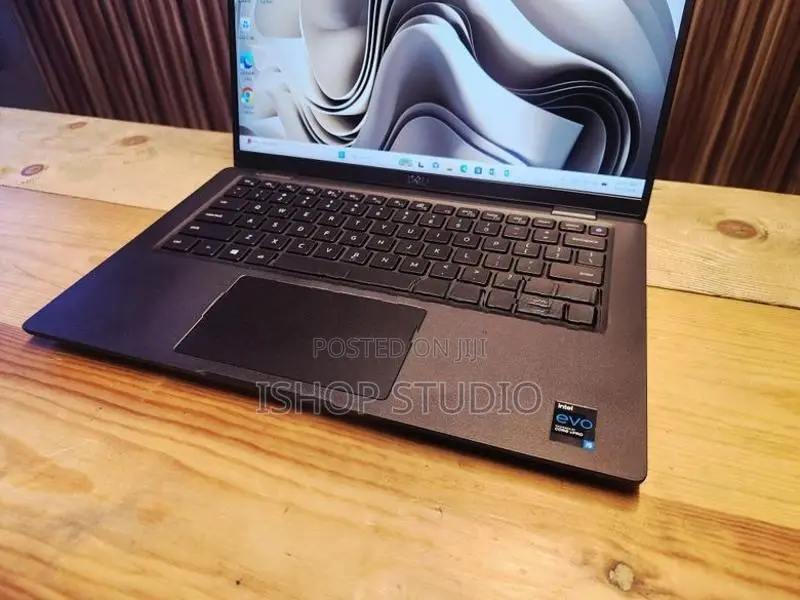 Dell Latitude 7420 intel i5 11th Gen | 14" FHD