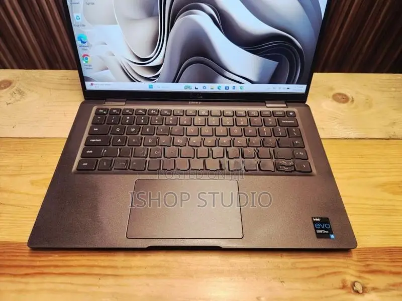 Dell Latitude 7420 intel i5 11th Gen | 14" FHD