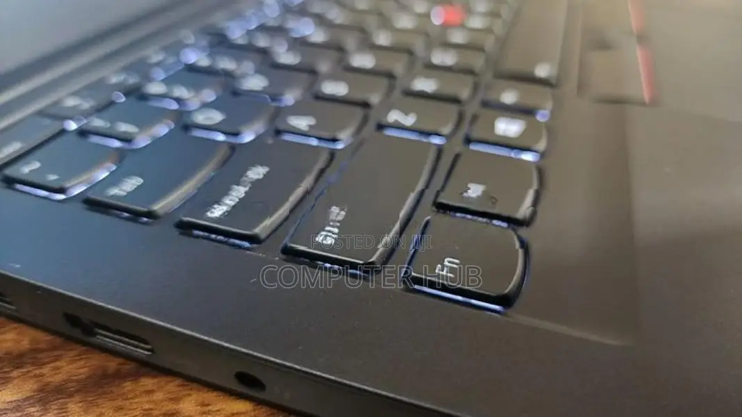 Lenovo thinkpad E14 i5 11th GEN 8GB RAM 256GB NVME